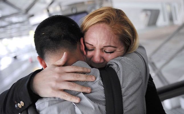 "Perché piangi, mamma?" – chiese sua madre, il ragazzino