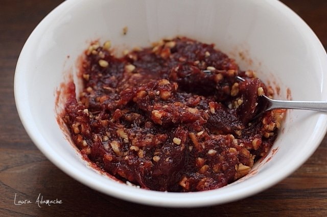 Coni quaresimali con ripieno di marmellata e noci