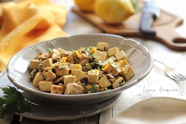 Insalata tiepida con tofu e funghi - Ricetta culinaria quaresimale