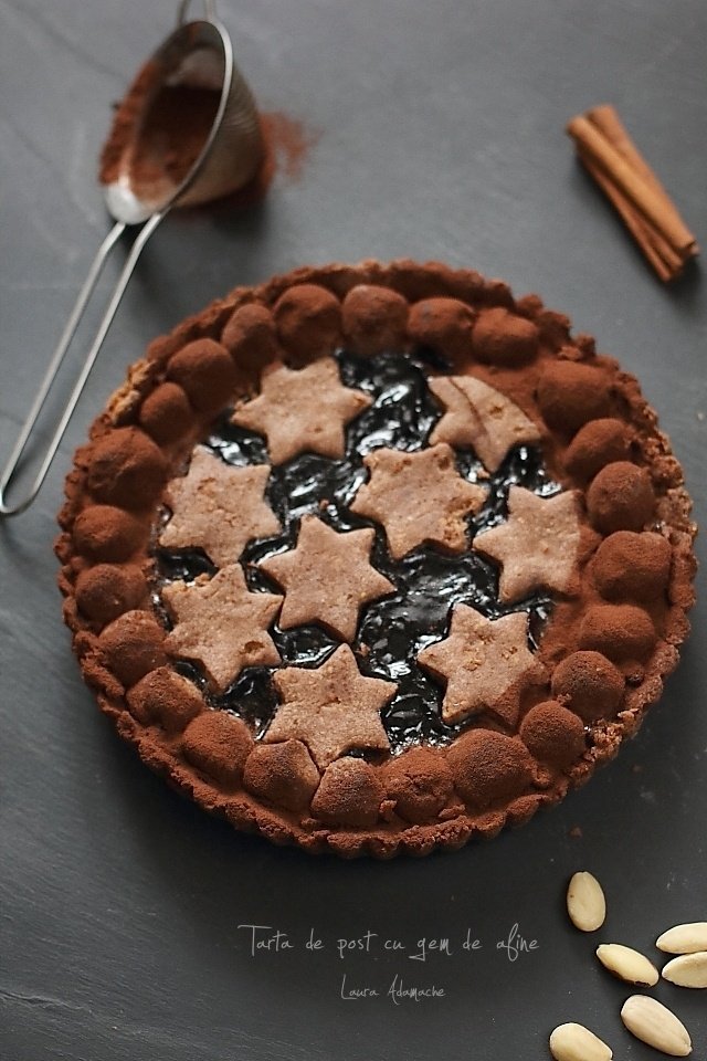 Crostata veloce con dettaglio di marmellata