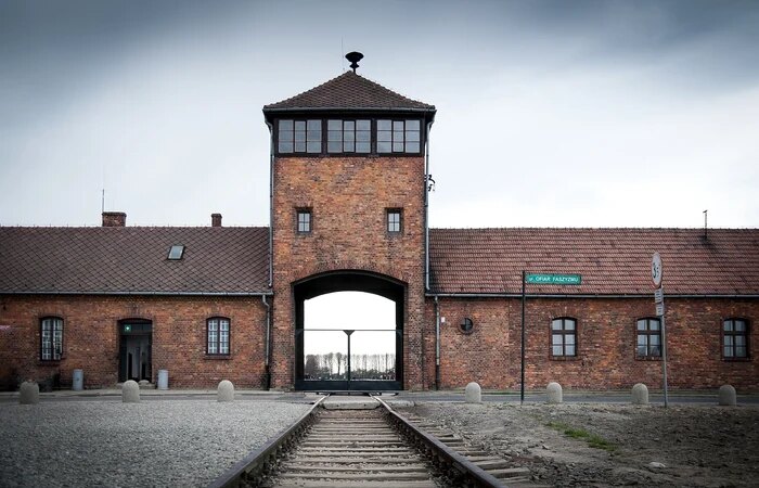 Cosa mangiavano i prigionieri di Auschwitz? Ricevevano tre pasti al giorno