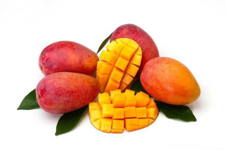 Mango, il frutto che previene il cancro e sostiene l'immunità