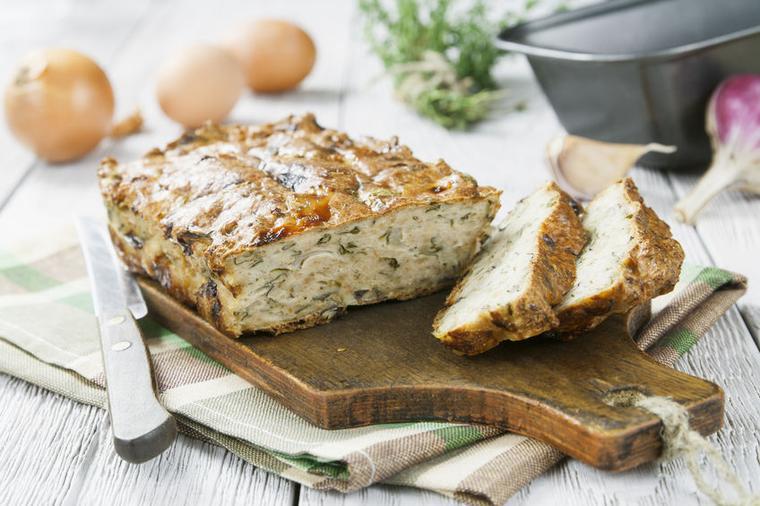 Come allestiamo la tavola di Pasqua e cosa serviamo nel giorno della Festa