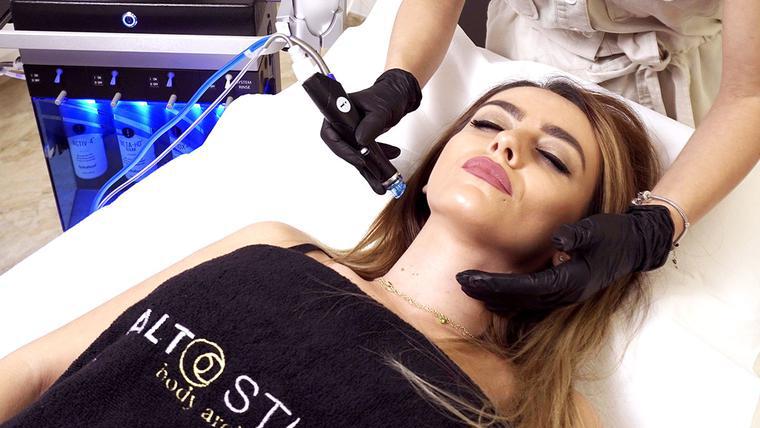 (P) HYDRAFACIAL: trattamento completo detergente-nutriente-idratante