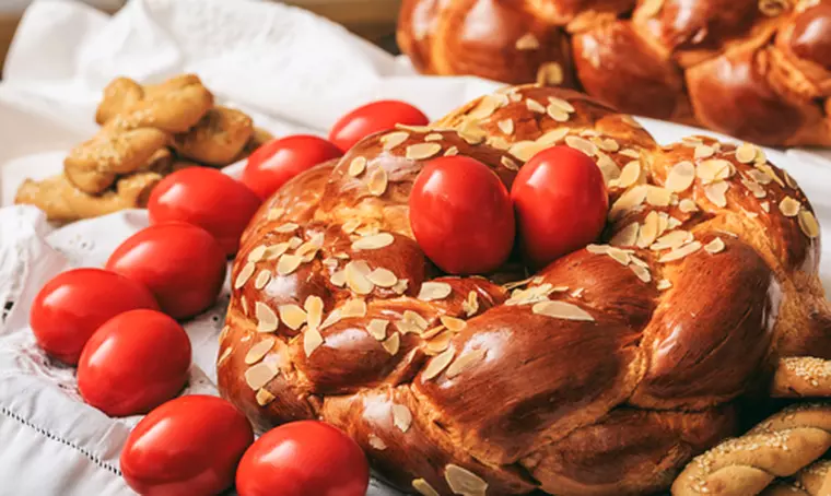 Come allestiamo la tavola di Pasqua e cosa serviamo nel giorno della Festa